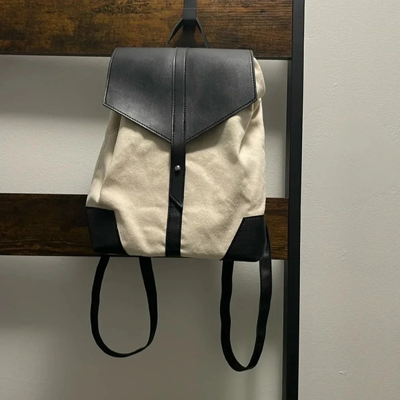 Deux Lux Demi Backpack - canvas and black faux leather. Excellent condition. - Picture 1 of 5